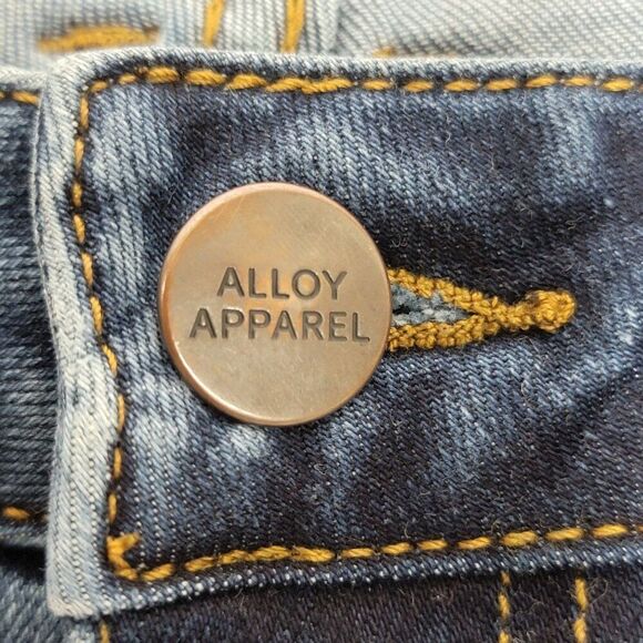Alloy Apparel Women's Slim Bootcut Jeans Size 12 Medium Wash Blue Denim 29x36 - Picture 8 of 10